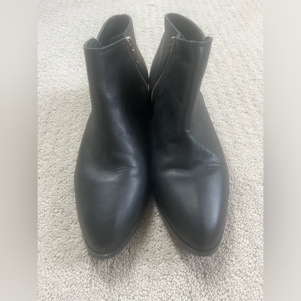 Black leather, Nisolo Lana Ankle Boots, size 10.